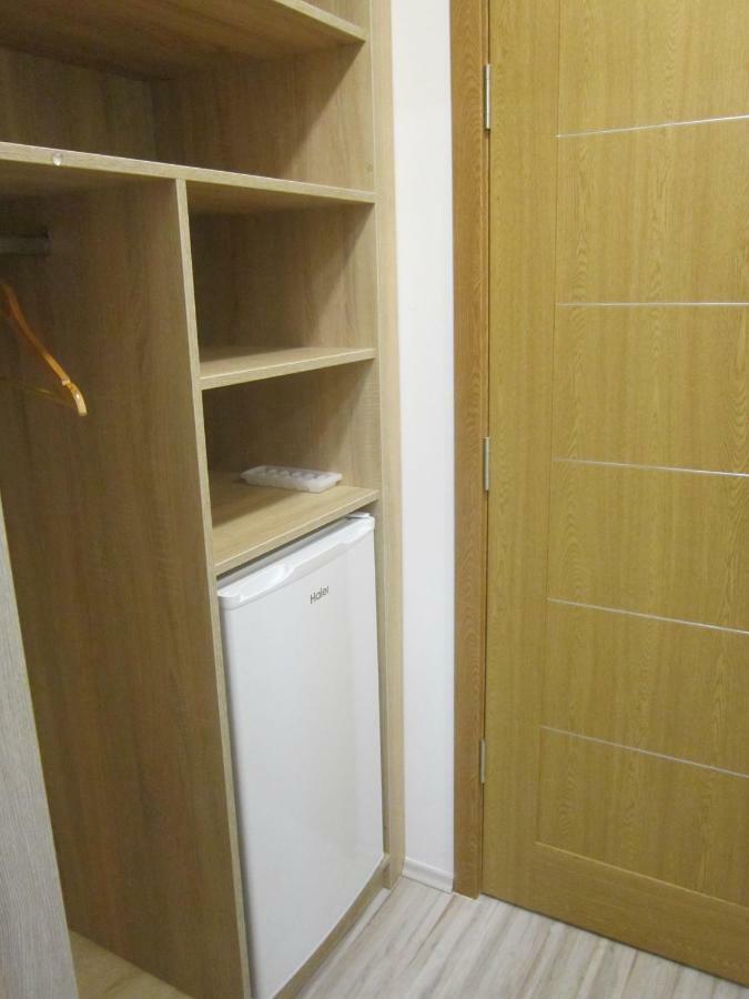 Feher Hajo Panzio Es Vendeglo Gyor Luaran gambar
